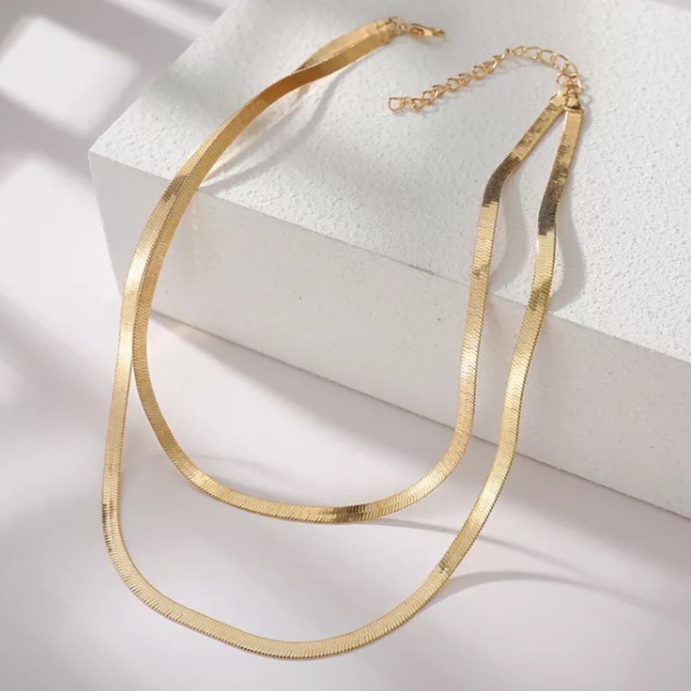 Gold plated layered snake necklace - Picture 2 of 4